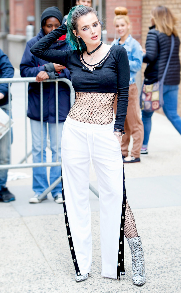 ESC: Bella Thorne ESC: Bella Thorne